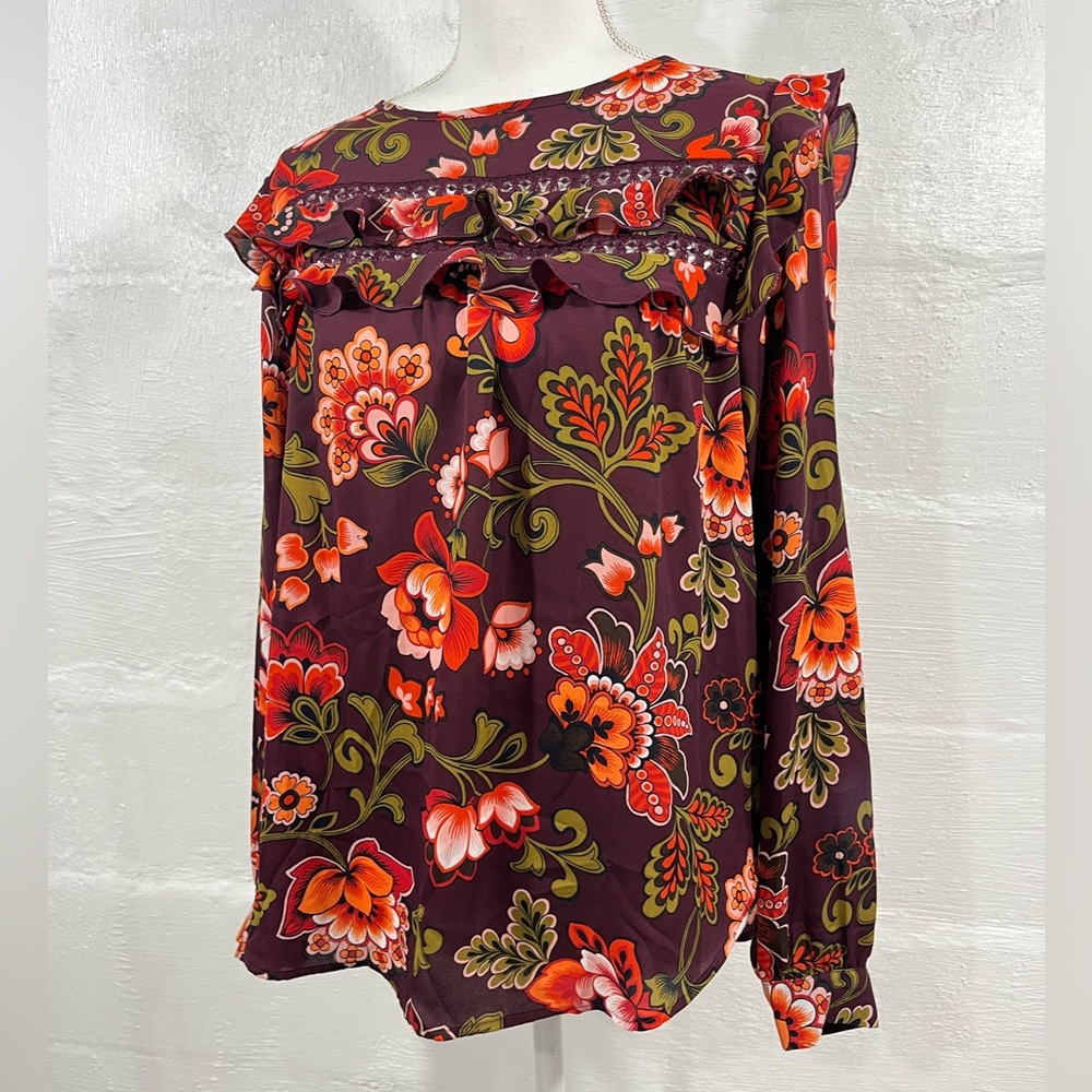LOFT FLORAL PULLOVER TOP WITH RUFFLE DETAIL (a239) - Picture 3 of 14